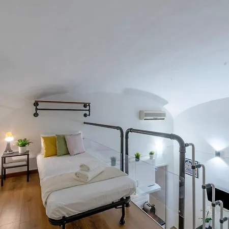 Apartment Marcantonio Colonna - Loft X5 Persone, Wi-fi, Aria Condizionata Nelle Camere, Parcheggio Privato, Metro A Lepanto 800mt Da Vaticano *